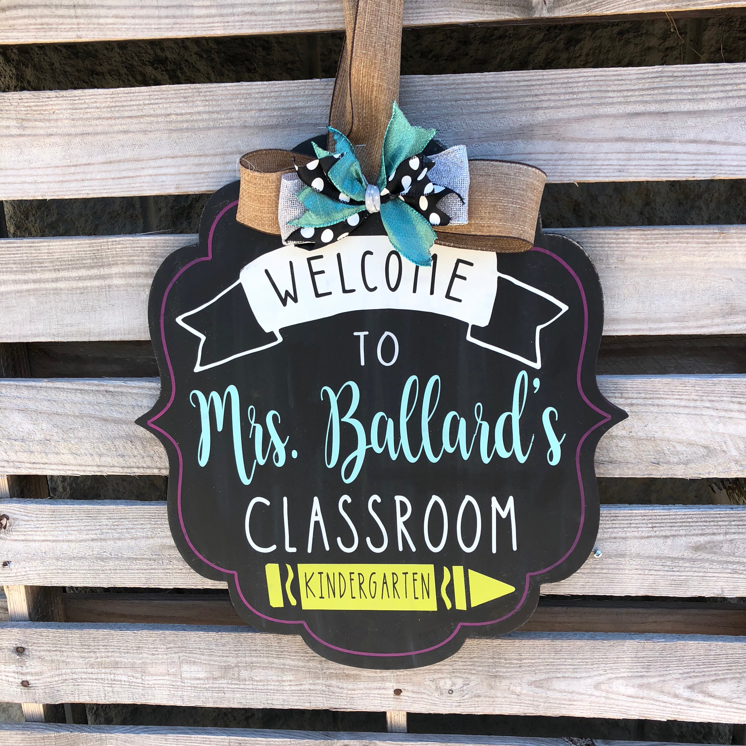 Classroom Welcome Sign DESIGN 202440 β Painted Turtle Craft Co